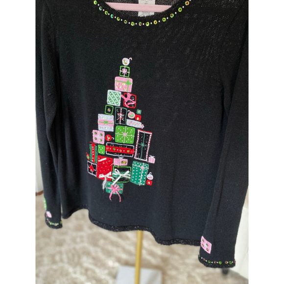 Vintage Festive Christmas Sweater M Parisian Black Tree Presents Tiara Int Party - Picture 3 of 7